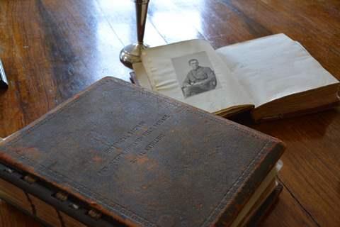 The official Great War diary of the Gloucestershire Volunteer Artillery, together with bound recollections by former officer F S Gedye.